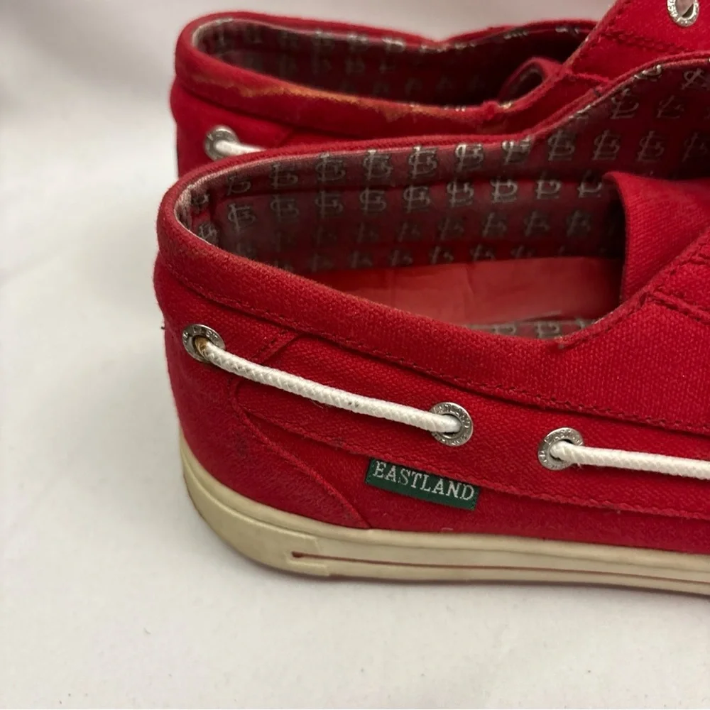 Eastland men’s boat